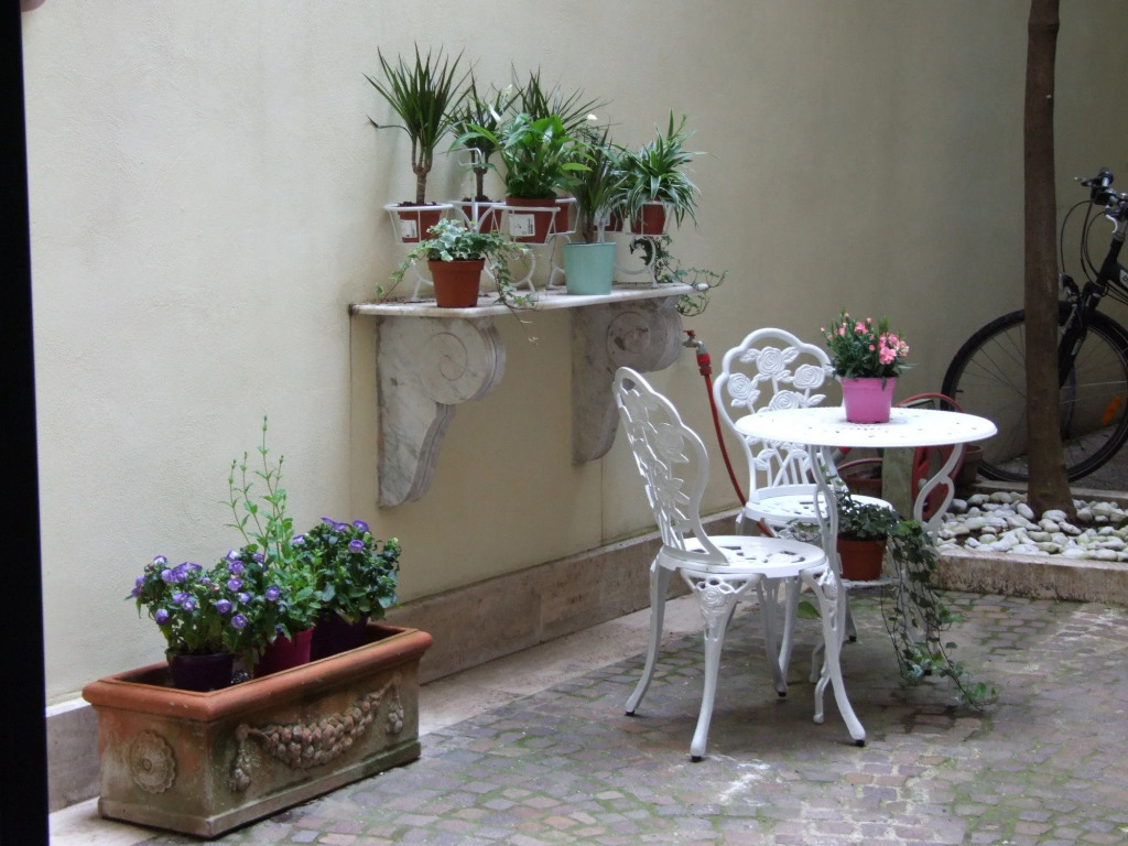 Domus Dea