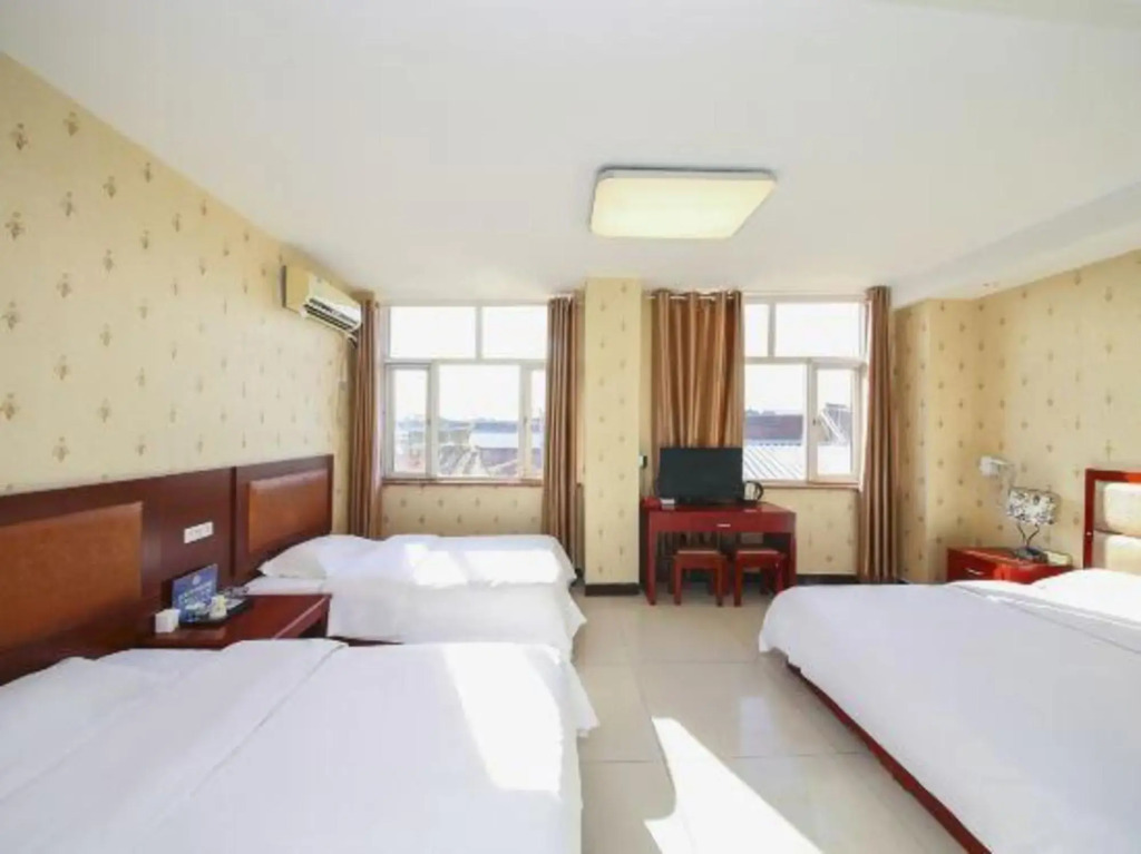 Jinpingguo Business Hotel