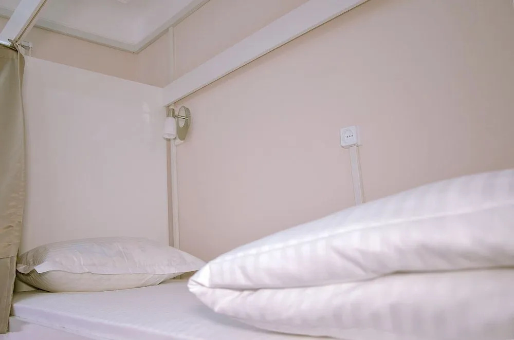 Alma Hostel