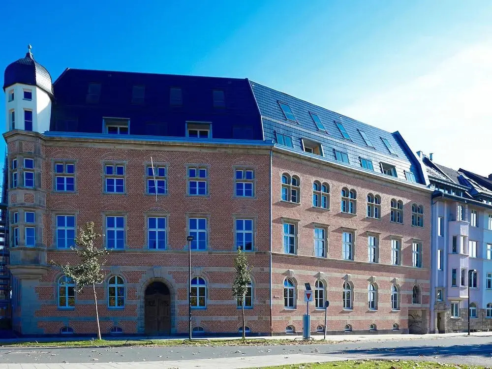 THE RED - Living Suites by the Rhine