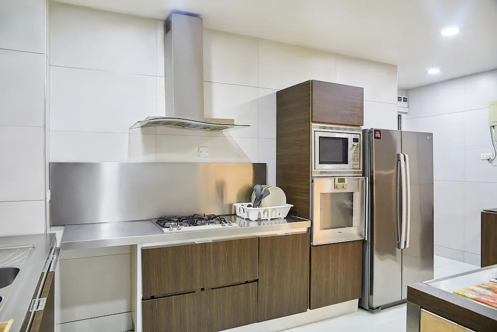 Impeccable 3-bed Luxury Apartment in Ikoyi, Lagos
