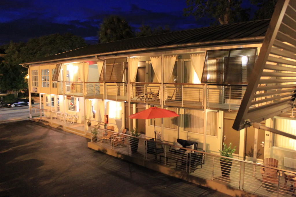 City Loft Hotel