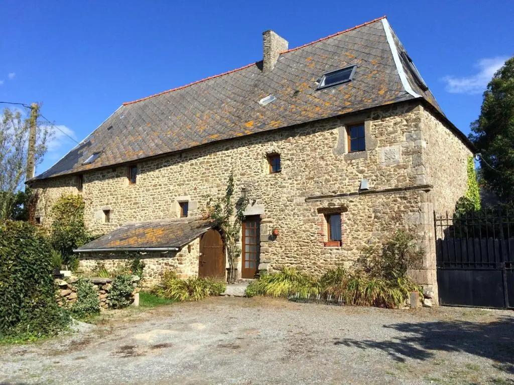 Chambres dHôtes du Manoir du Haut Salmon