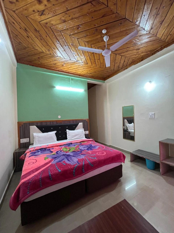 Lake View Rooms In Khajjiar