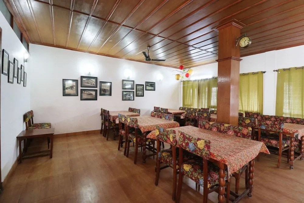 Hotel Himalayan Club