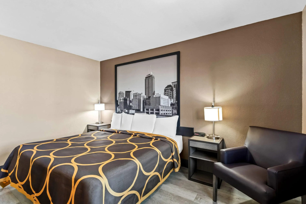 Super 8 by Wyndham Terre Haute