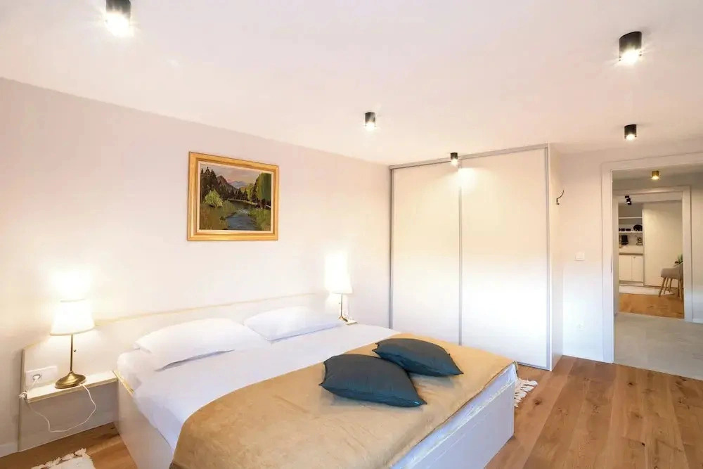 Selamare Apartment