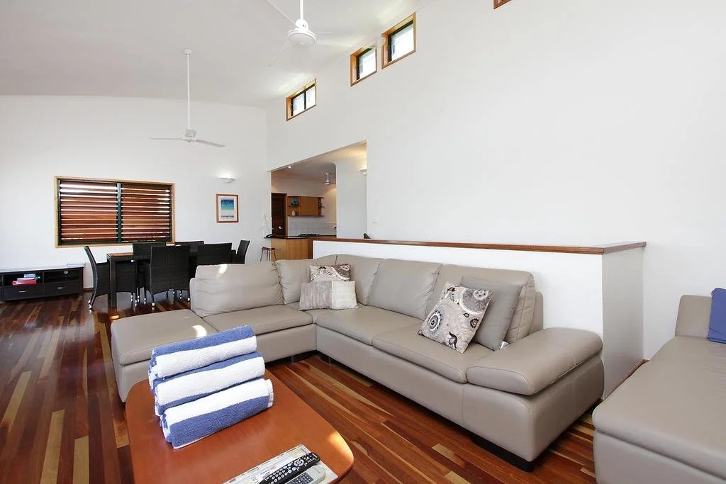 Casuarina Cove 1 on Hamilton Island by HamoRent