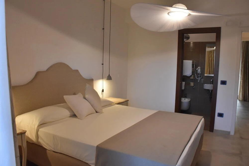 La Mimosa Guest House
