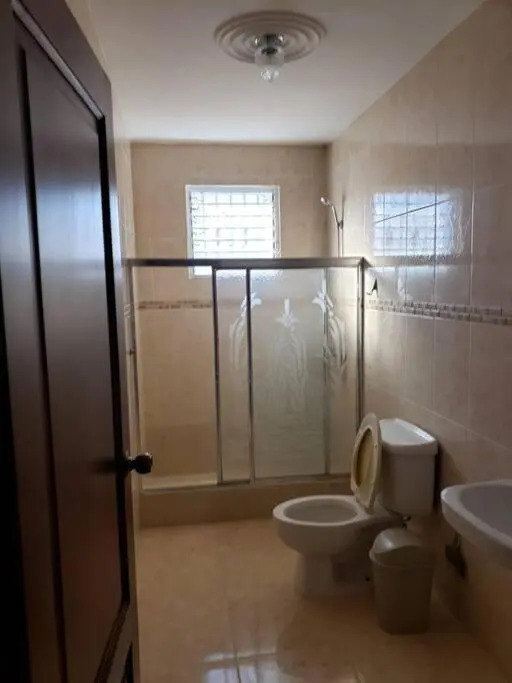 SFM-3 Big bedrooms, Wifi, AC/TV & hot water