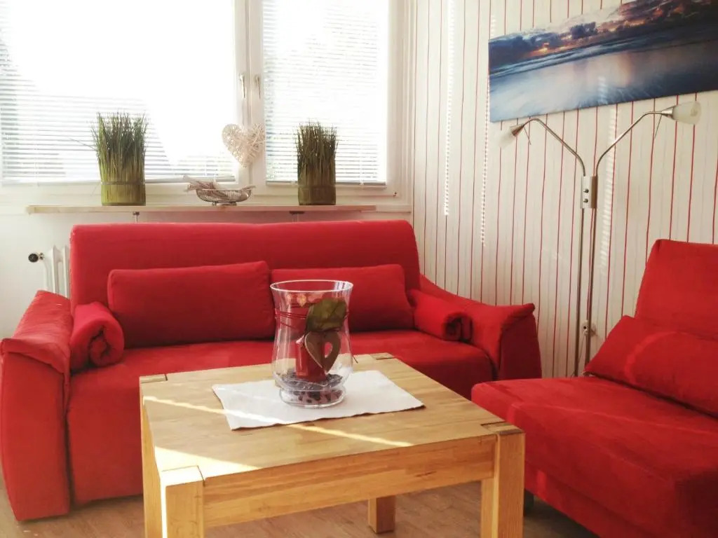Strandliebe in Scharbeutz, 150m zum Strand! Sonnenbalkon, ruhig gelegen, kostenfreier Parkplatz, Fahrstuhl