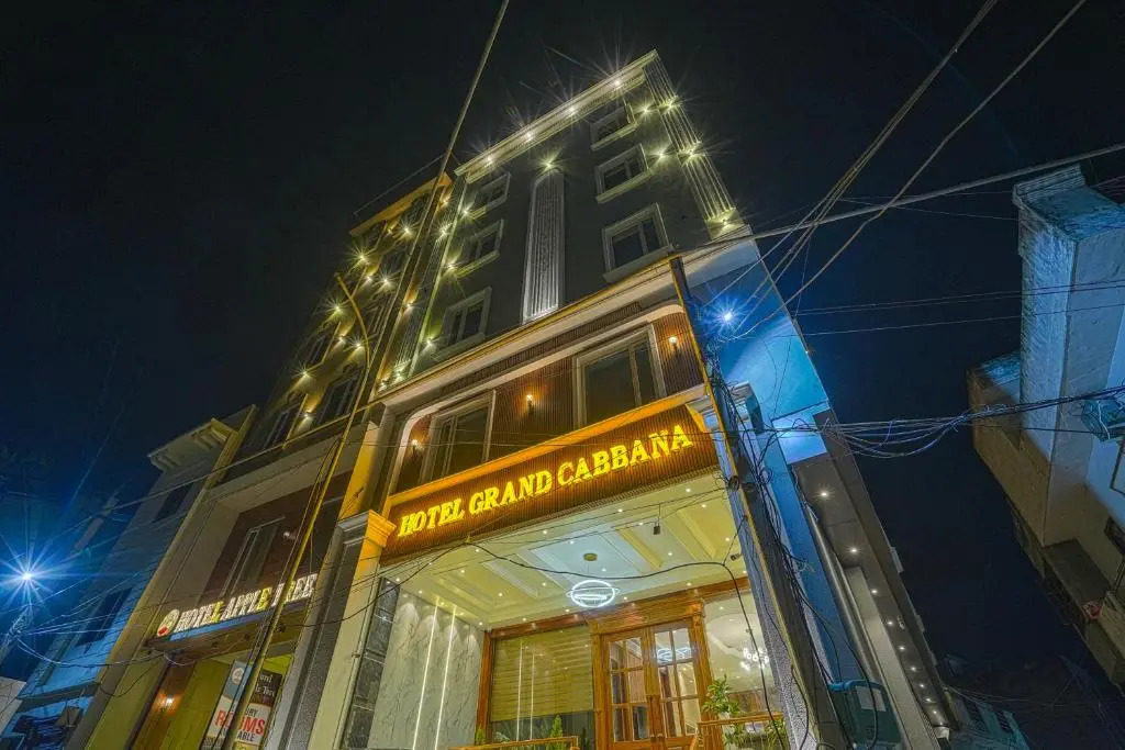 Hotel Grand Cabbana By Levelup Hotels