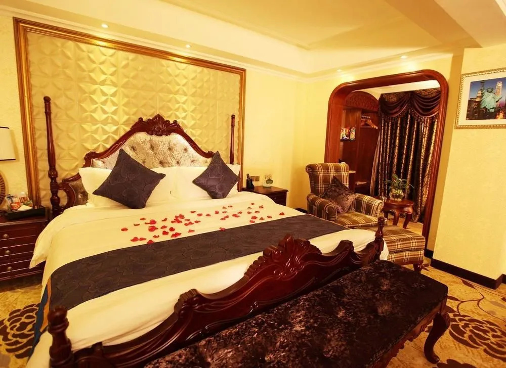 Yijia Hotel