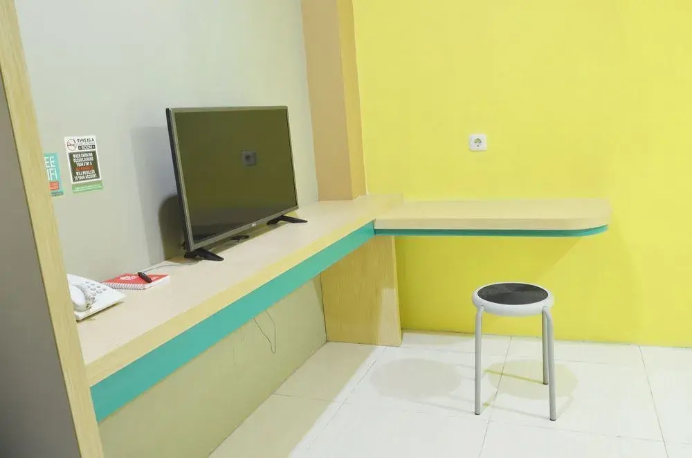 Zen Rooms Near Tunjungan Plaza