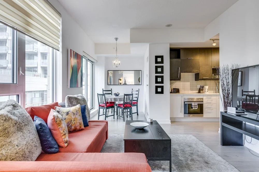 Great 1BR Suite in King West - Sleeps 4