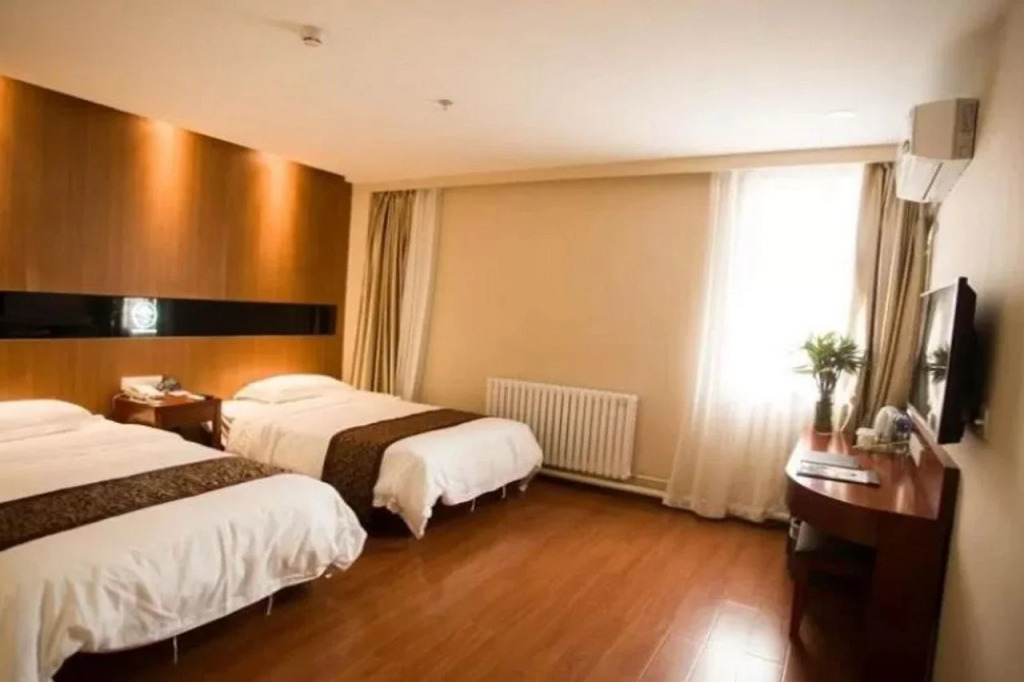 GreenTree Inn TianJin Ji County South YuYang Road GuLou Square Express Hotel