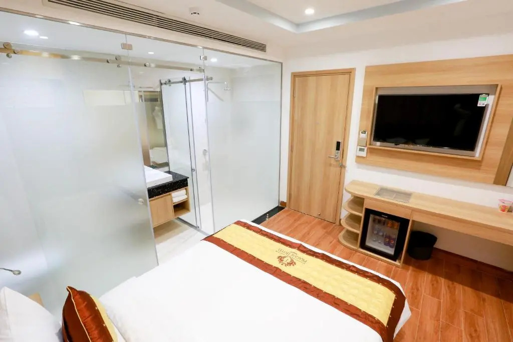 Prague Saigon Airport Hotel
