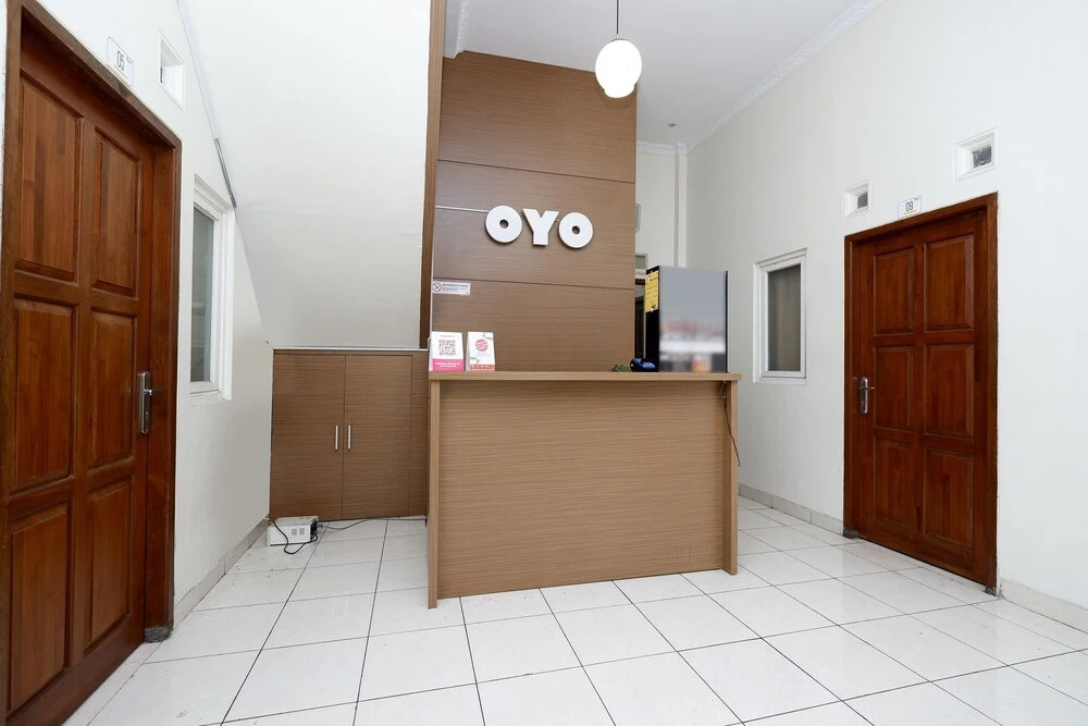 OYO 2428 Trision Hostel