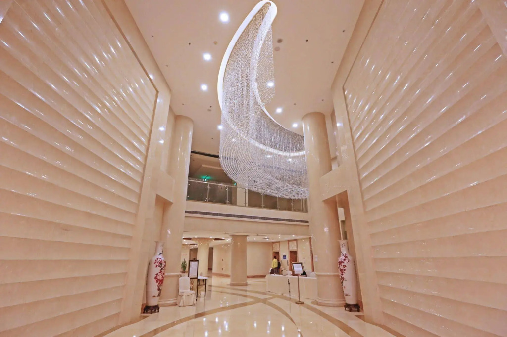 Fuyong Yulong Hotel