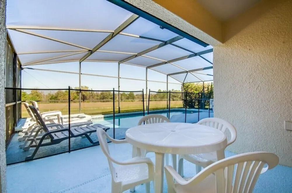 Secret Key Villa Emerald Island