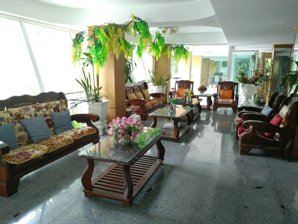 Diamond Sweet Hotel