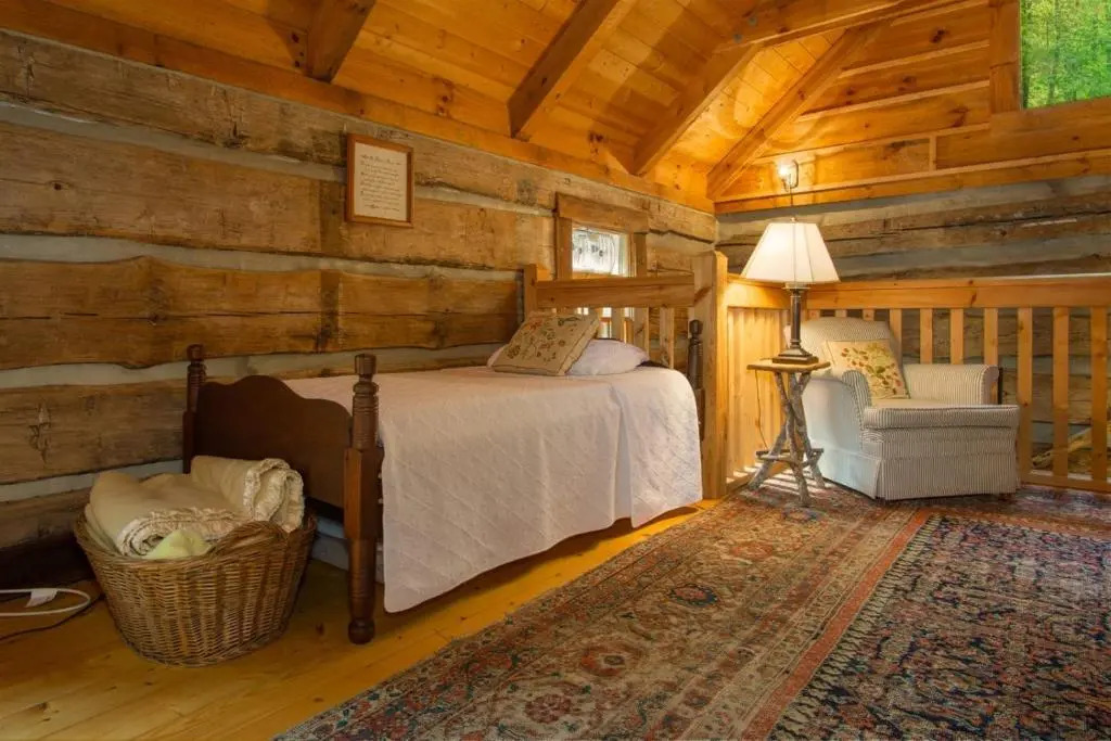 Aunt Babbies Cabin · Aunt Babbies Cabin