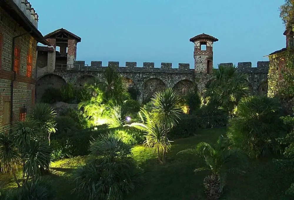 Castello Di Pavone
