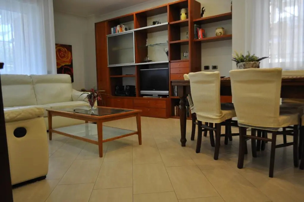 Sand 228 Home