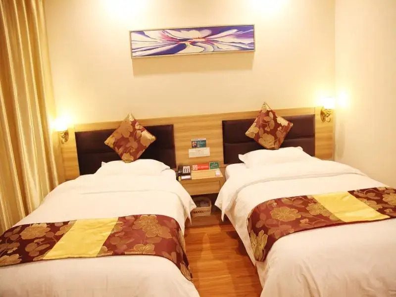 GreenTree Alliance Yichang East Yichang Station Hotel