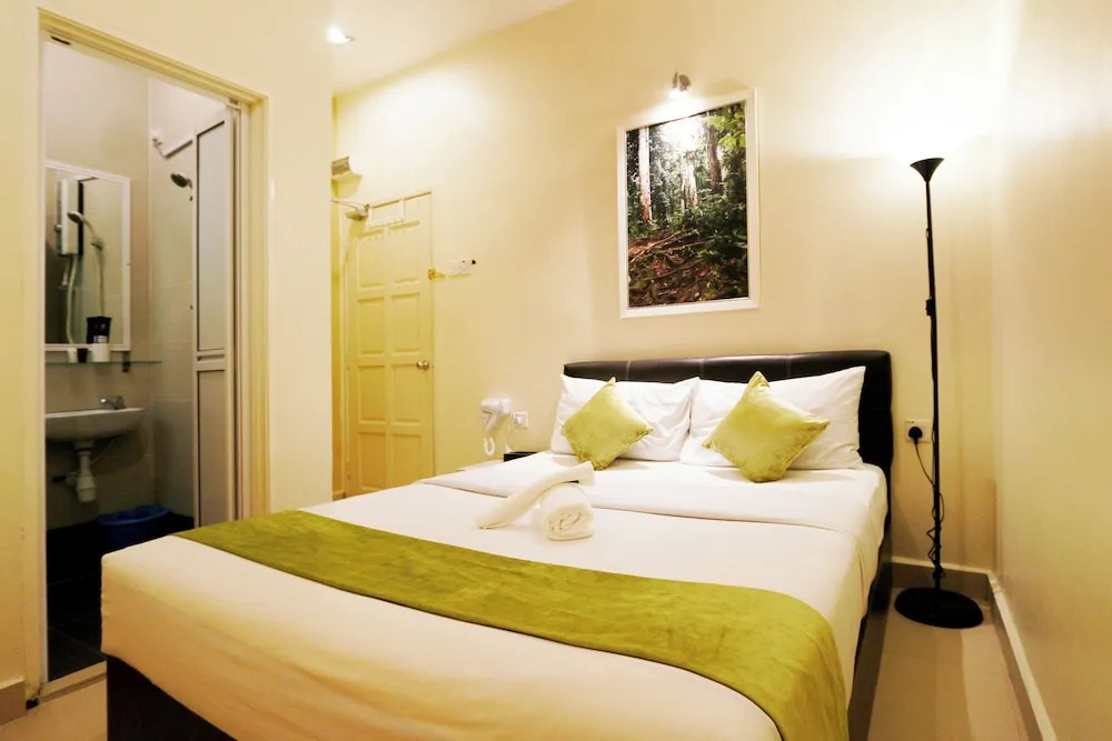 Swing & Pillows - Golden Lodge Tanah Rata, Cameron Highland
