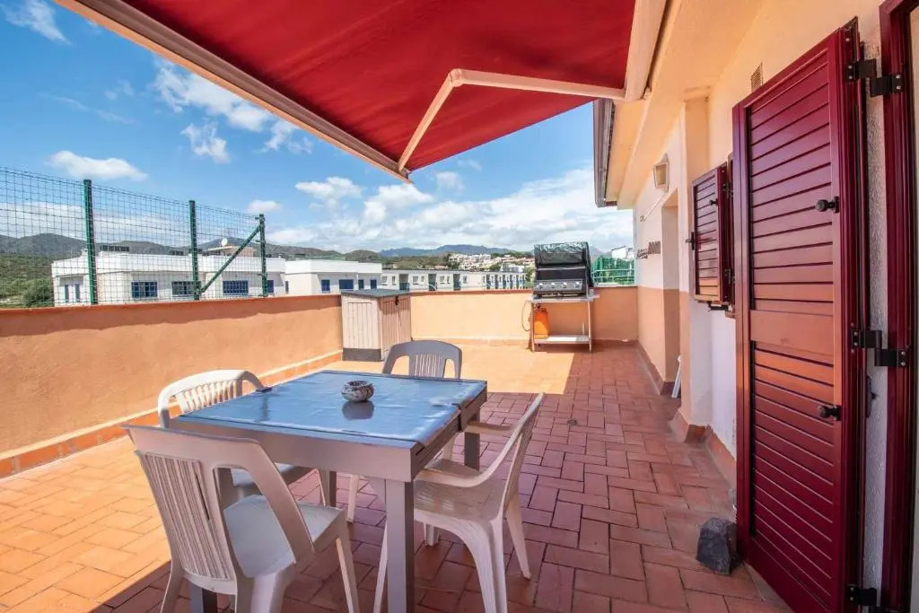 SANT CARLES 27 ático con terraza y barbacoa