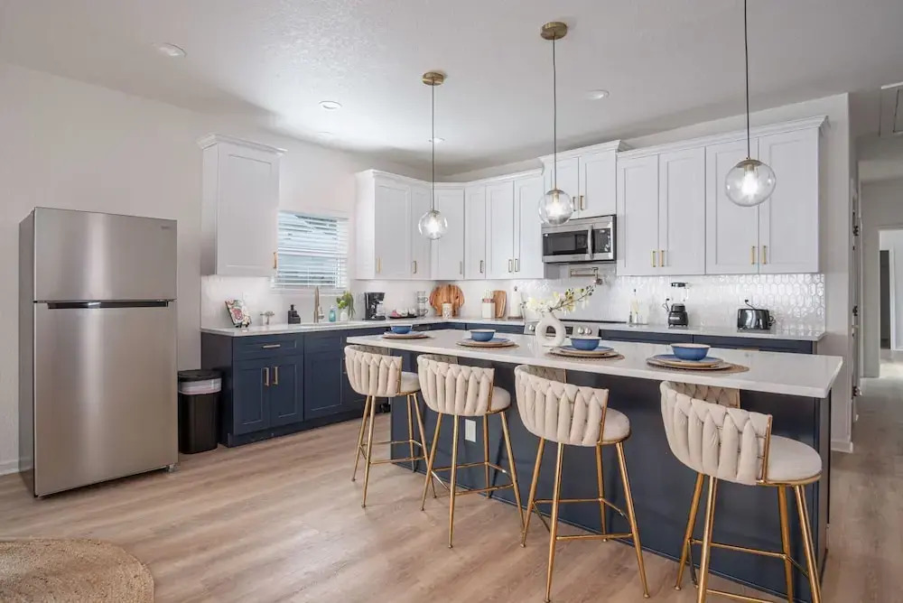Enjoy 4br/3ba Comfort & Convenience Near Downtown!