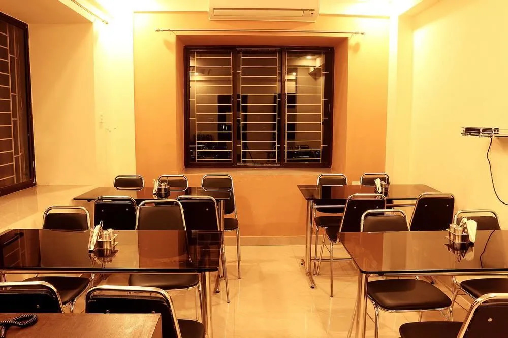 Hotel Victoria Inn by OYO Rooms