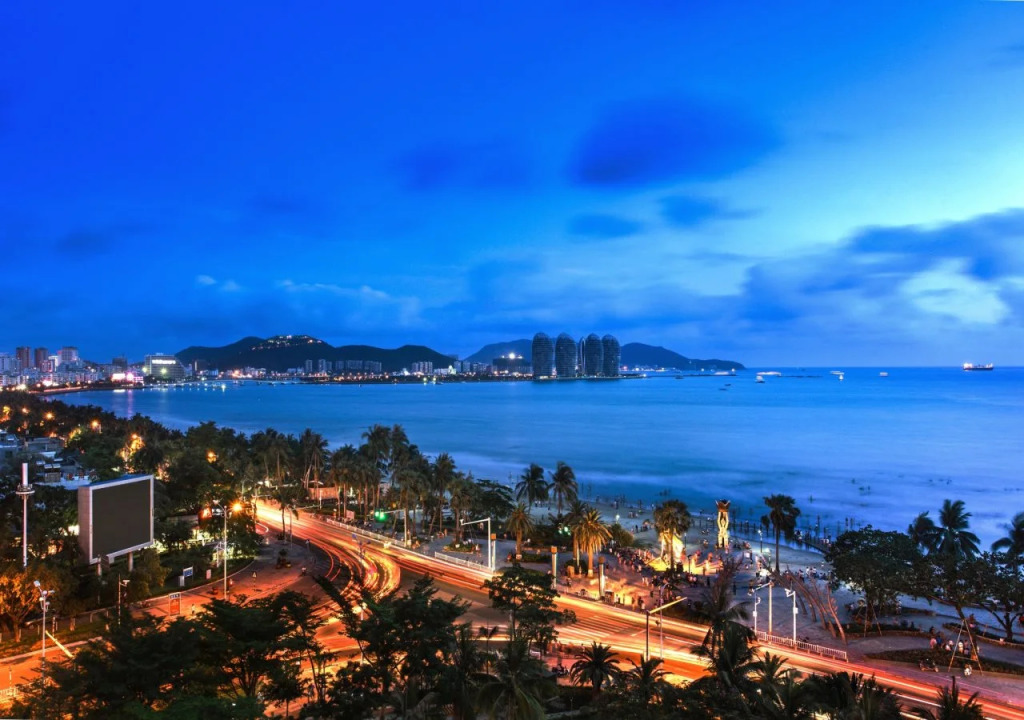 Отель Golden Phoenix Sea View