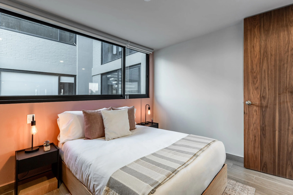 Casai Roma | 2BR | Cozy Retreat