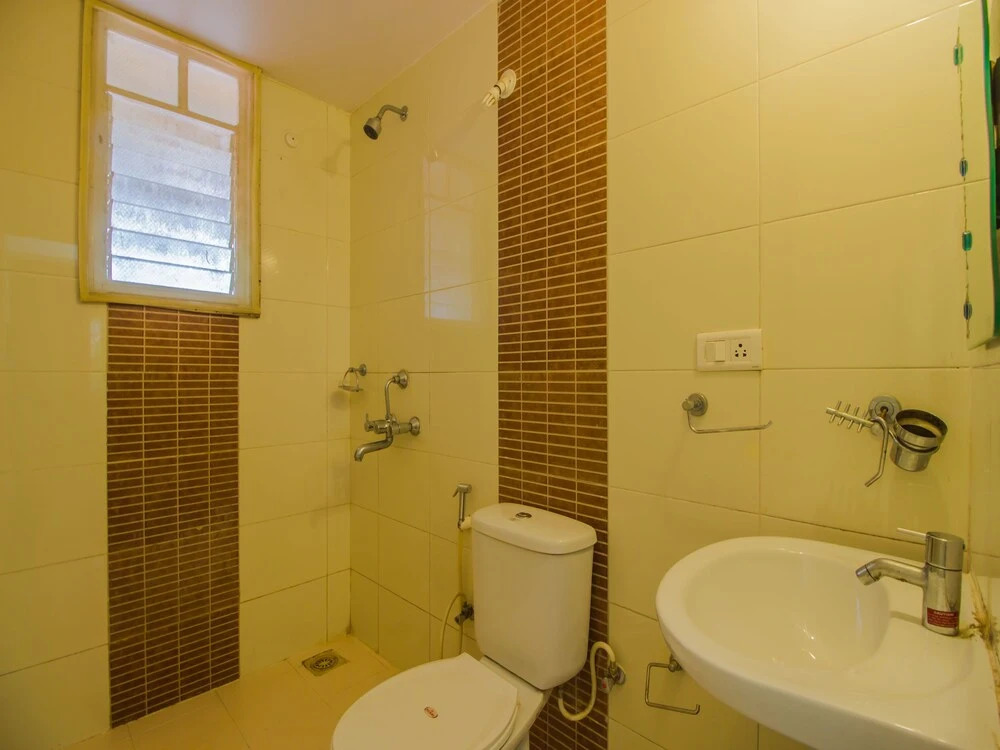 OYO 13256 Home Exotic Pool View 2BHK Varca Beach