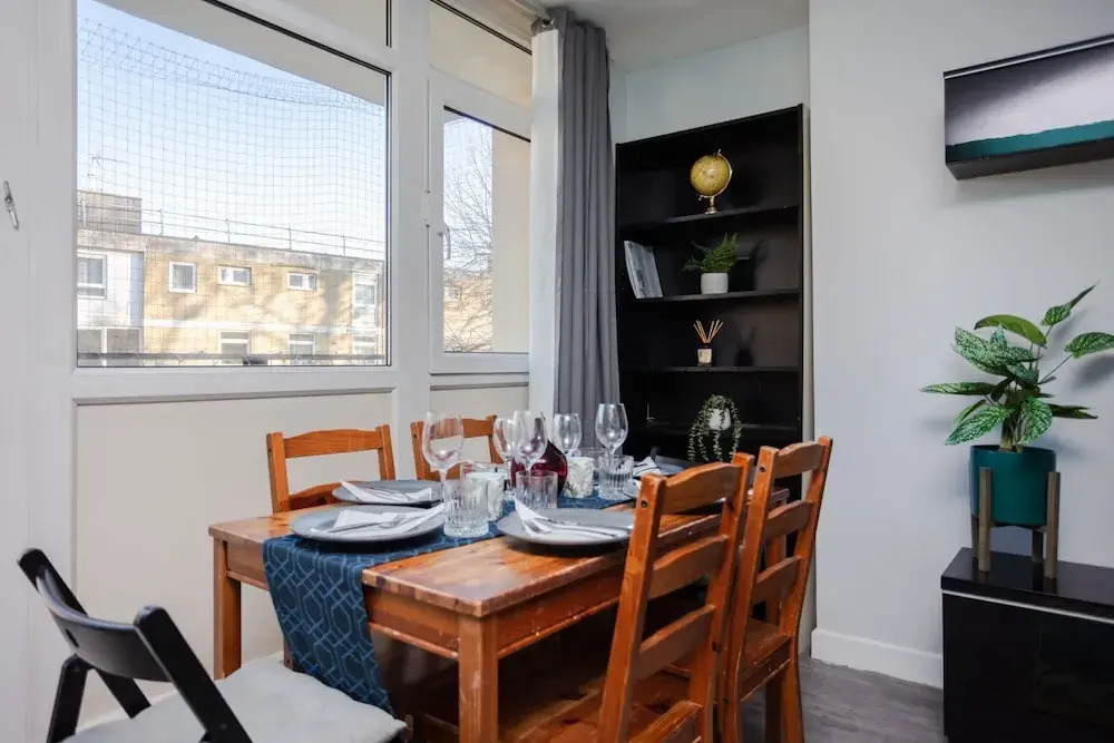 Spacious 3 Bedroom Flat in the Heart of Shoreditch