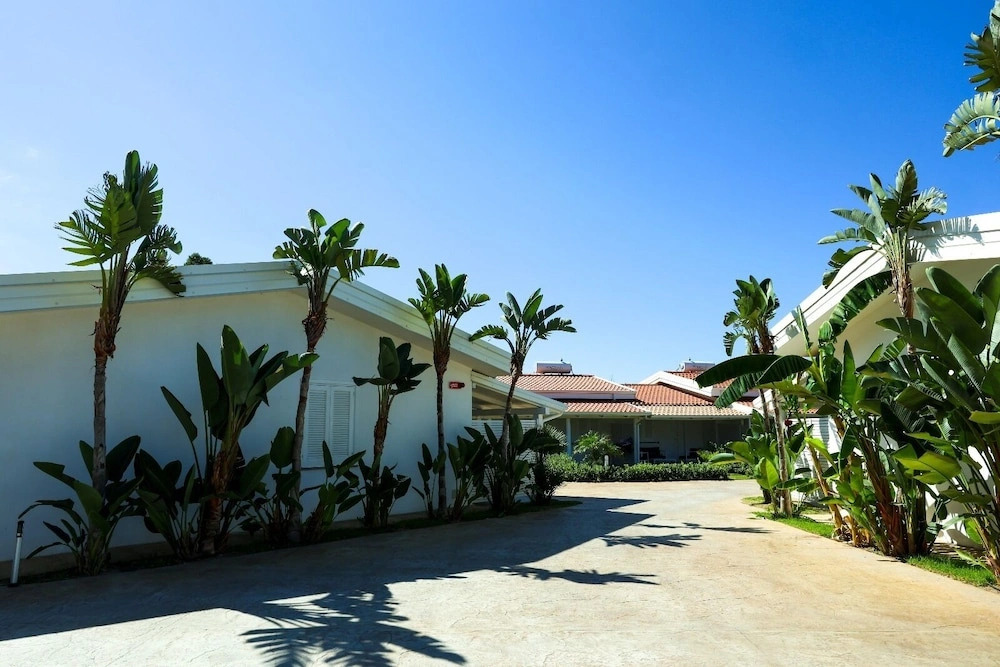 Capo Vaticano Suites