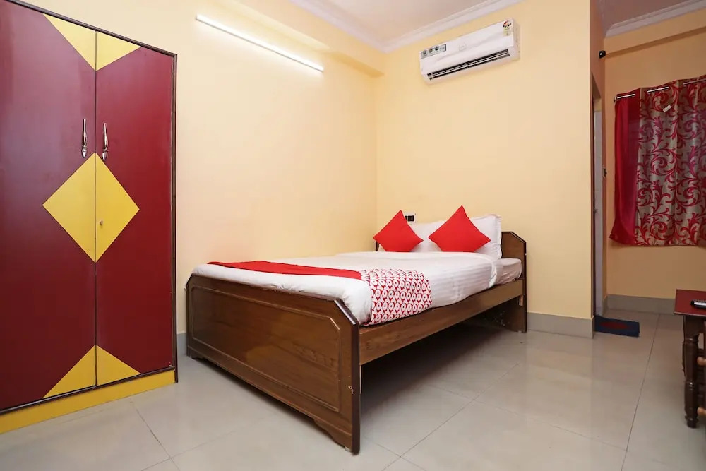 OYO 14379 Shubham Guest House & Banquets