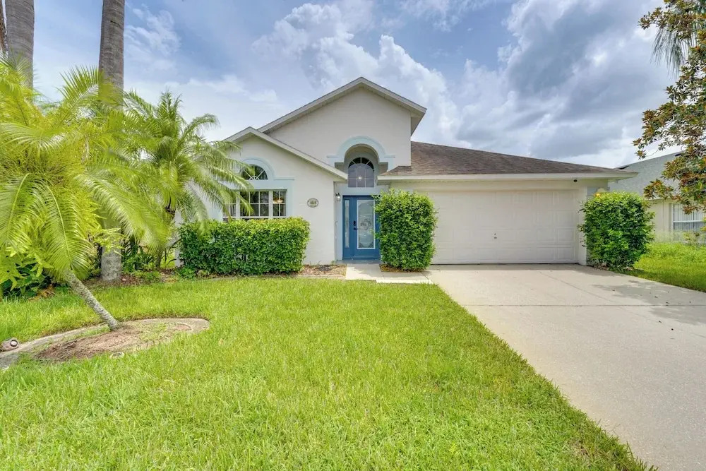 4 Mi to Disney: Home w/ Pool Table, Outdoor Oasis!