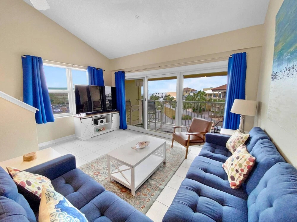 Maravilla 4401 - Seas the Day by Destin Getaways