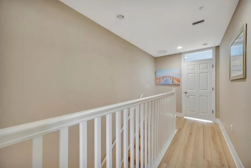 Sunrise Waterfront 2BR Townhome - Pool Private Terraces
