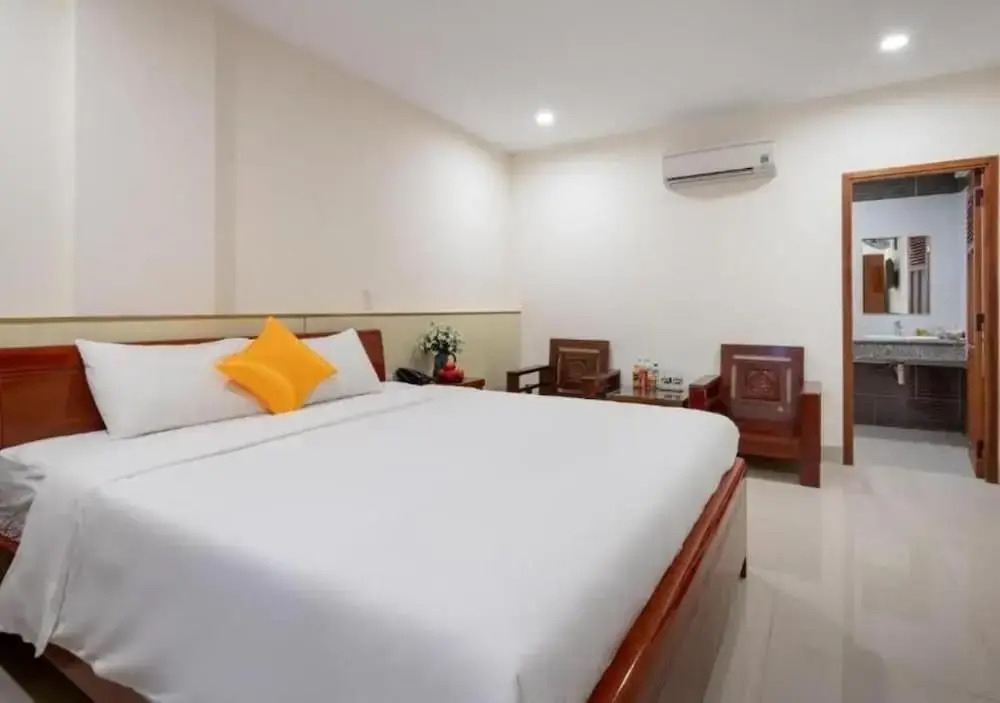 Lotus Rock Hotel DN - by BAY LUXURY