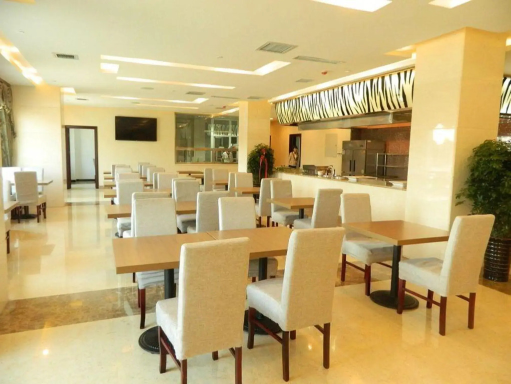 Vienna Classic Hotel  (Langfang Cancer Hospital International Convention and Exhibition Center)
