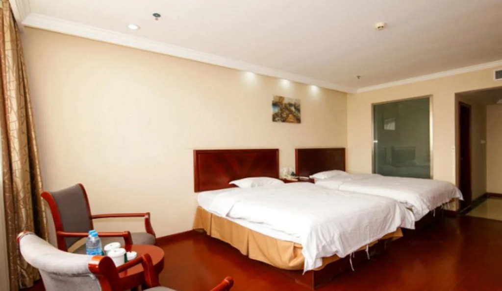 GreenTree Inn Suzhou Kunshan Lujia Hengtaiguoji Business Hotel