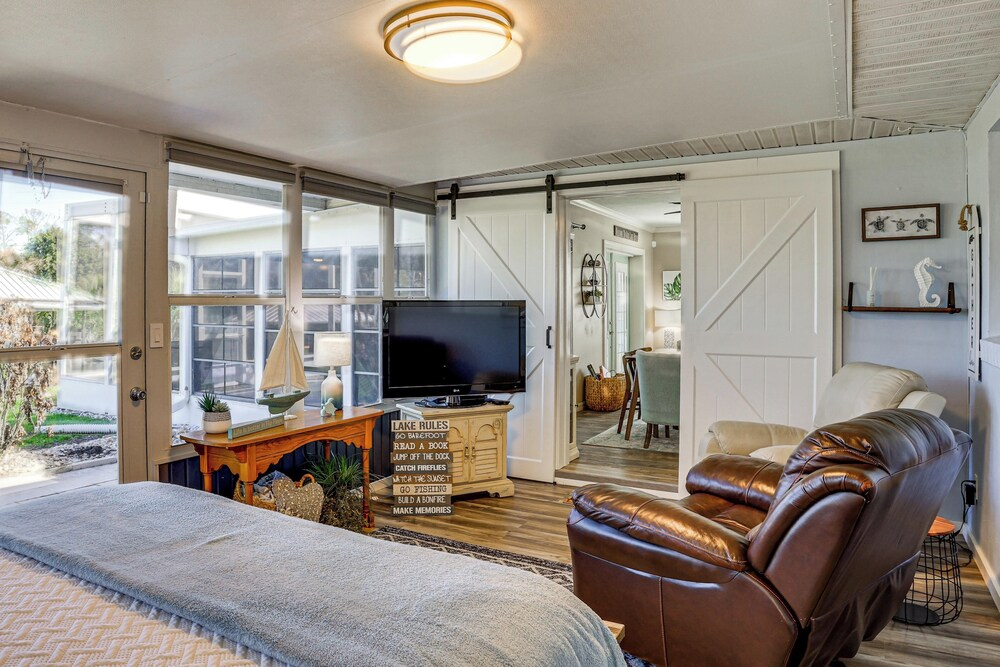 Waterfront Lake Placid Escape w/ Dock & Lanai