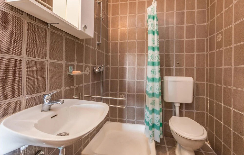 Beautiful Apartment in Drage With Wifi and 1 Bedrooms