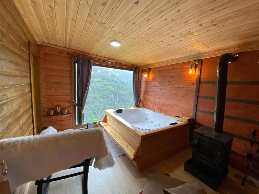 Kinya Bungalov Hotel