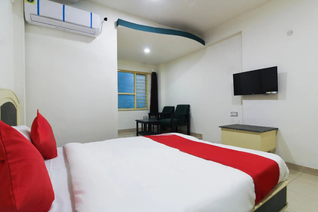 Collection O 68920 Hotel V Square