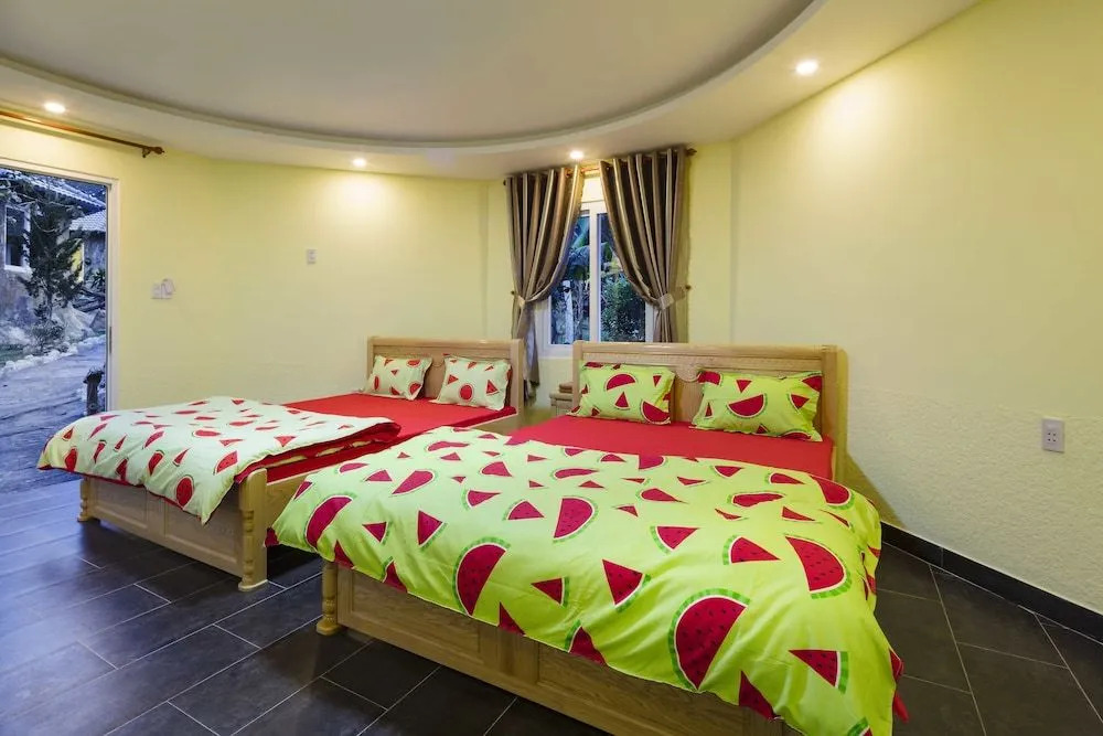 Green Bee Bungalow